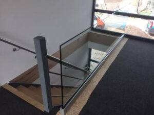 glazen balustrade bij trap IJsselglas1